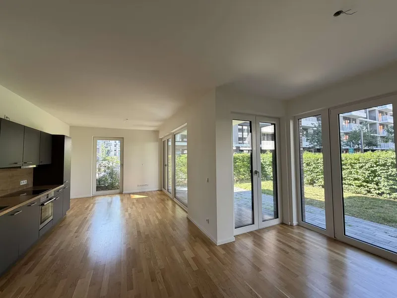Großzügige 2 Zimmerwohnung mit Terrasse am Spreekanal — photo 1